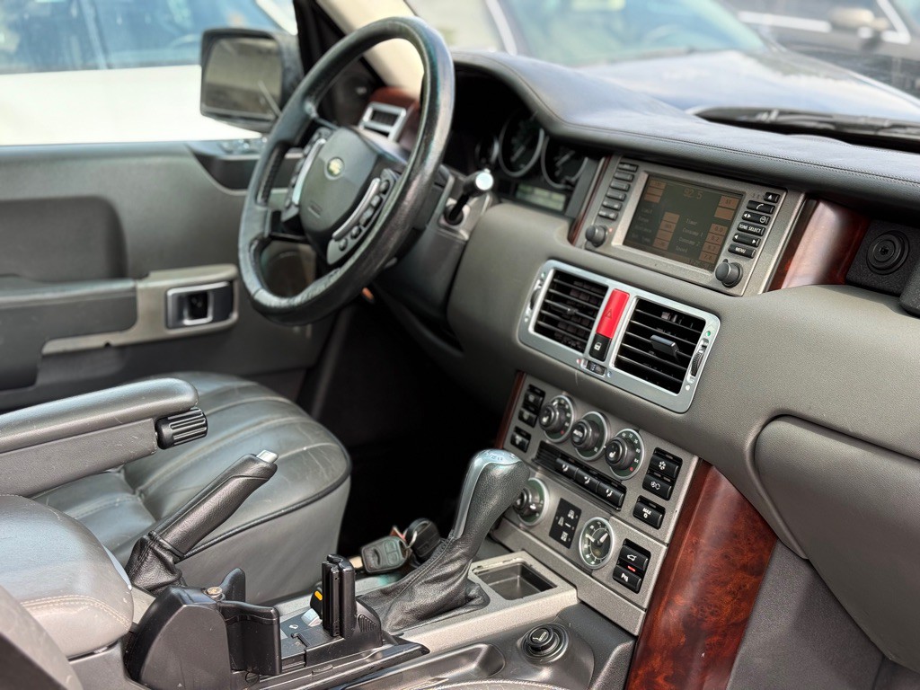 2004 Land Rover Range Rover Image 15
