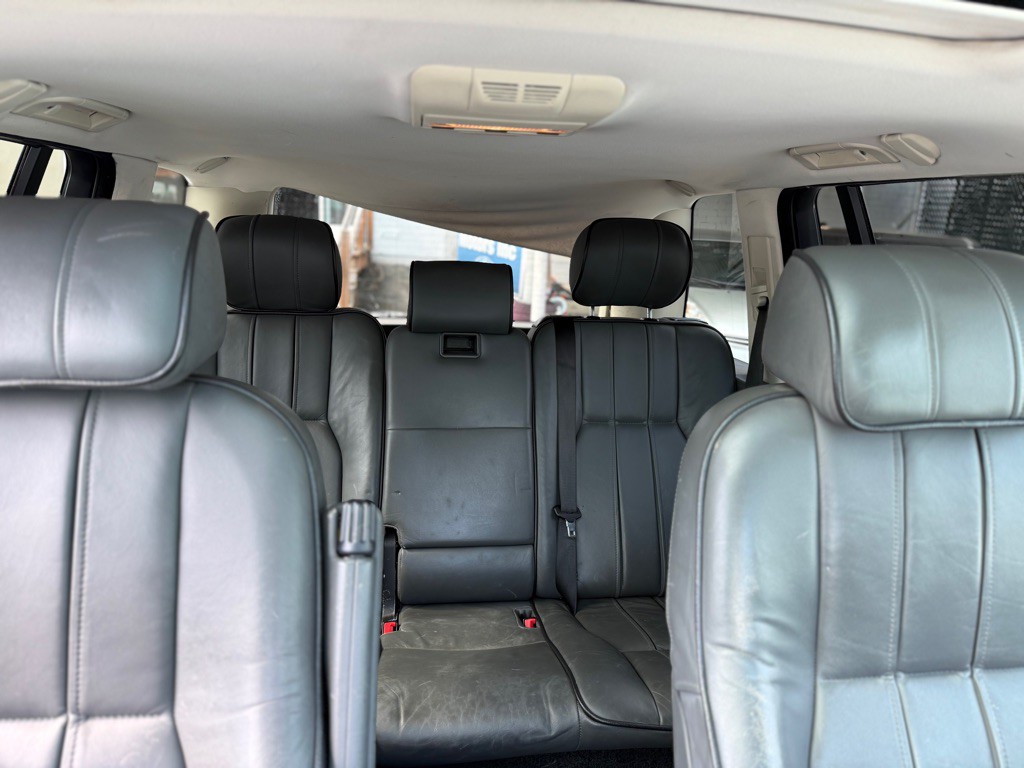 2004 Land Rover Range Rover Image 16
