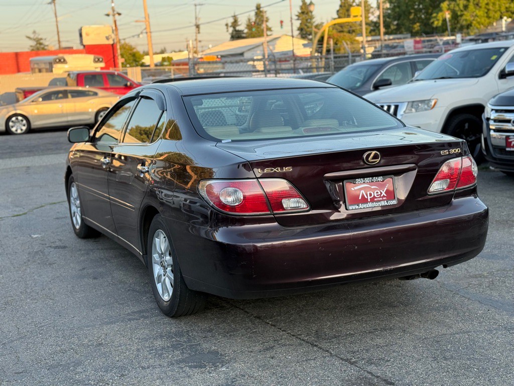 2003 Lexus ES 300 Image 5