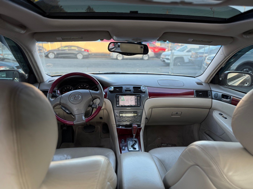 2003 Lexus ES 300 Image 12