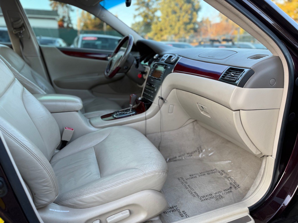 2003 Lexus ES 300 Image 14