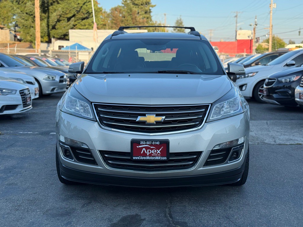 2013 Chevrolet Traverse Image 3