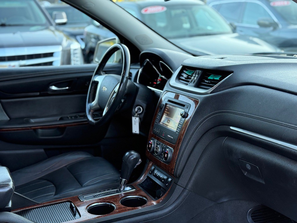 2013 Chevrolet Traverse Image 18