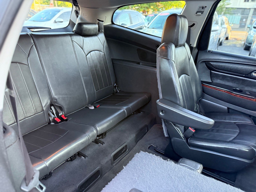 2013 Chevrolet Traverse Image 21