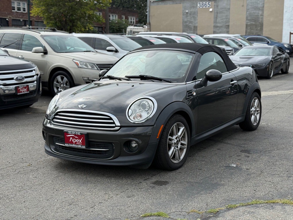 2012 MINI Cooper Image 1