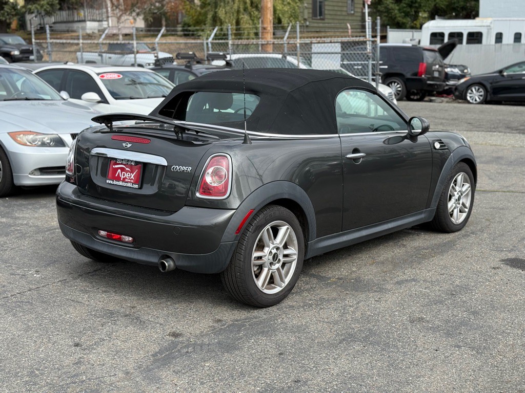 2012 MINI Cooper Image 4