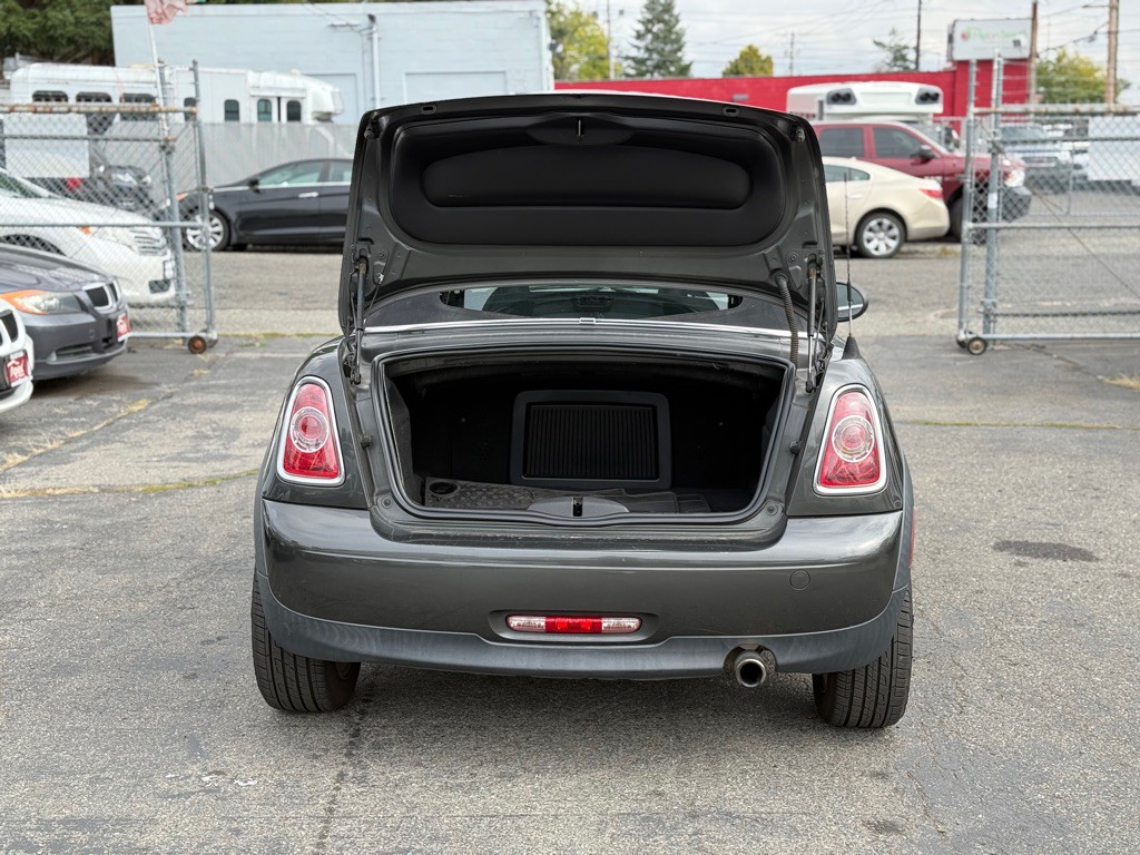 2012 MINI Cooper Image 7