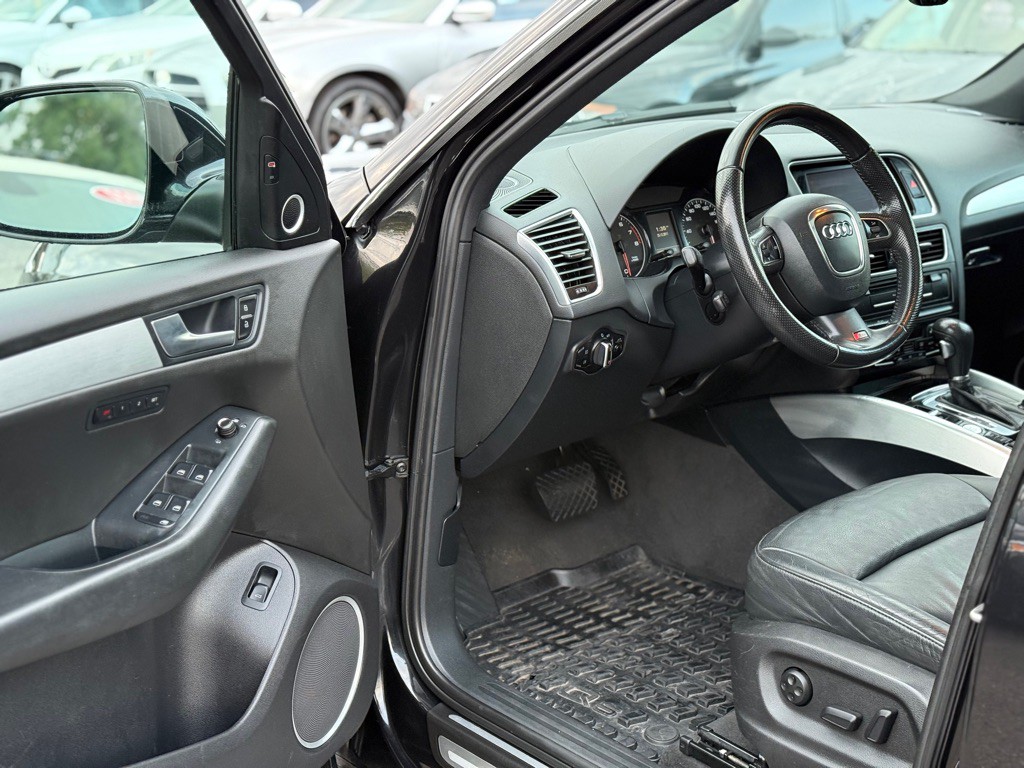 2011 Audi Q5 Image 8