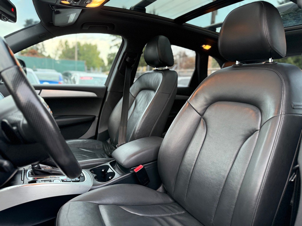 2011 Audi Q5 Image 11