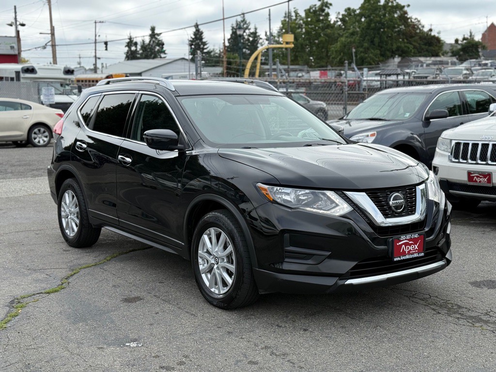 2018 Nissan Rogue Image 2