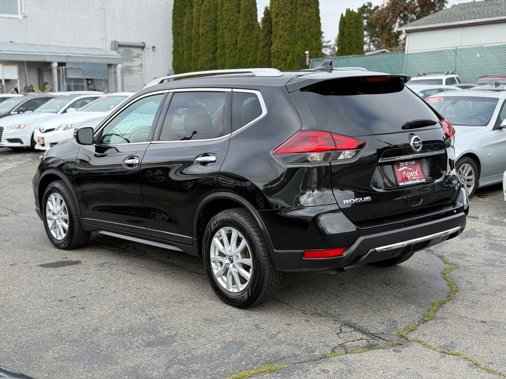 2018 Nissan Rogue Image 5