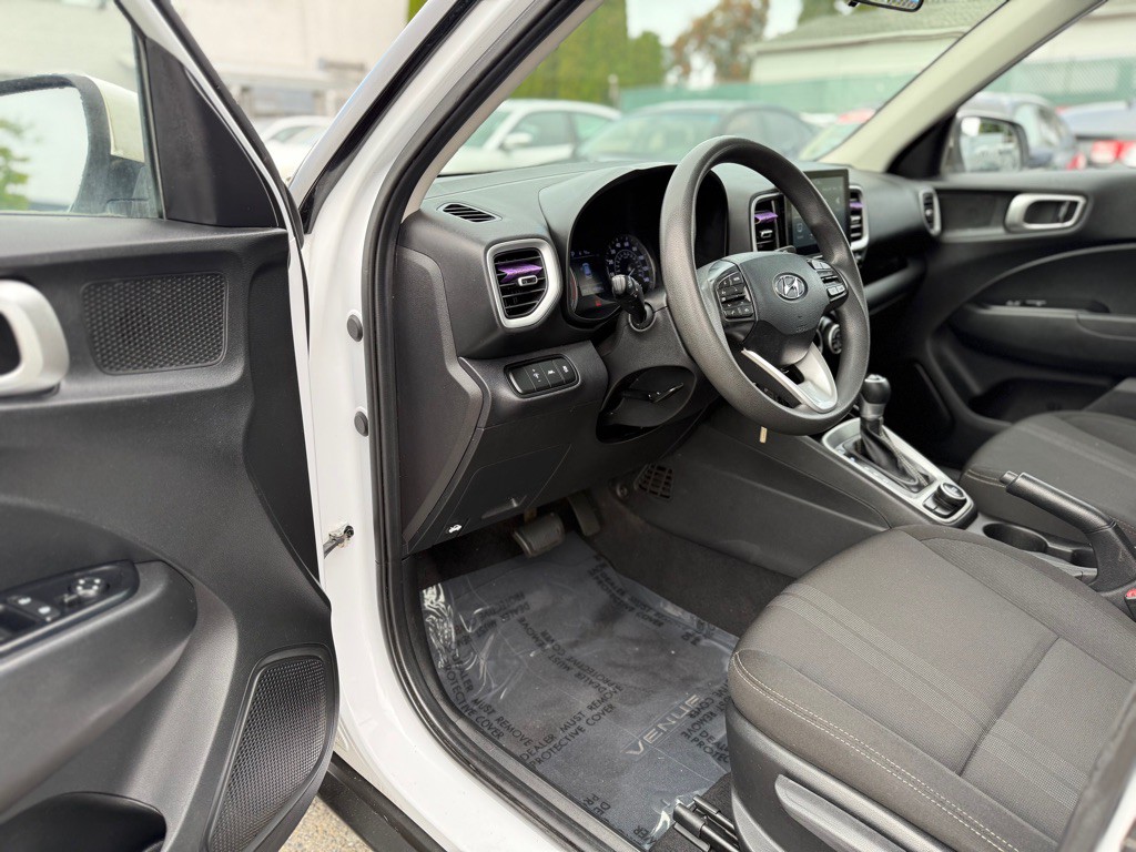 2020 Hyundai Venue Image 9