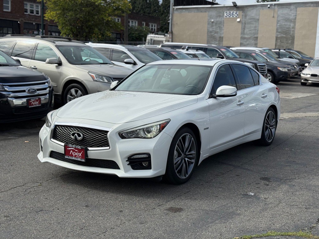 2014 INFINITI Q50 Image 1
