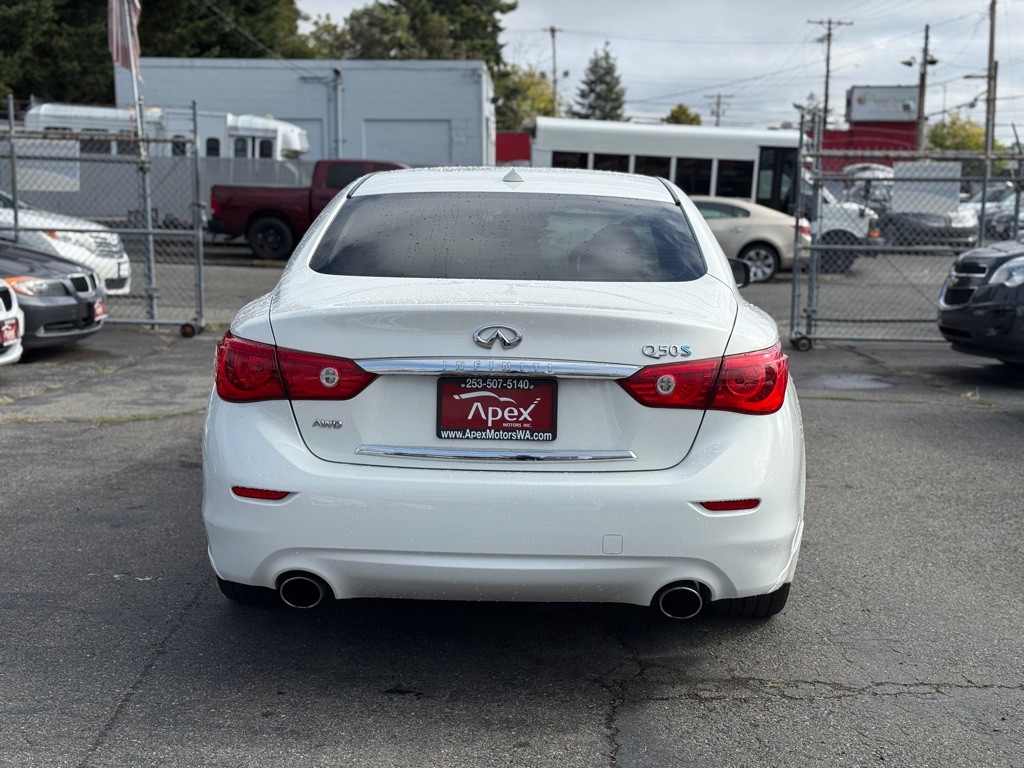 2014 INFINITI Q50 Image 6