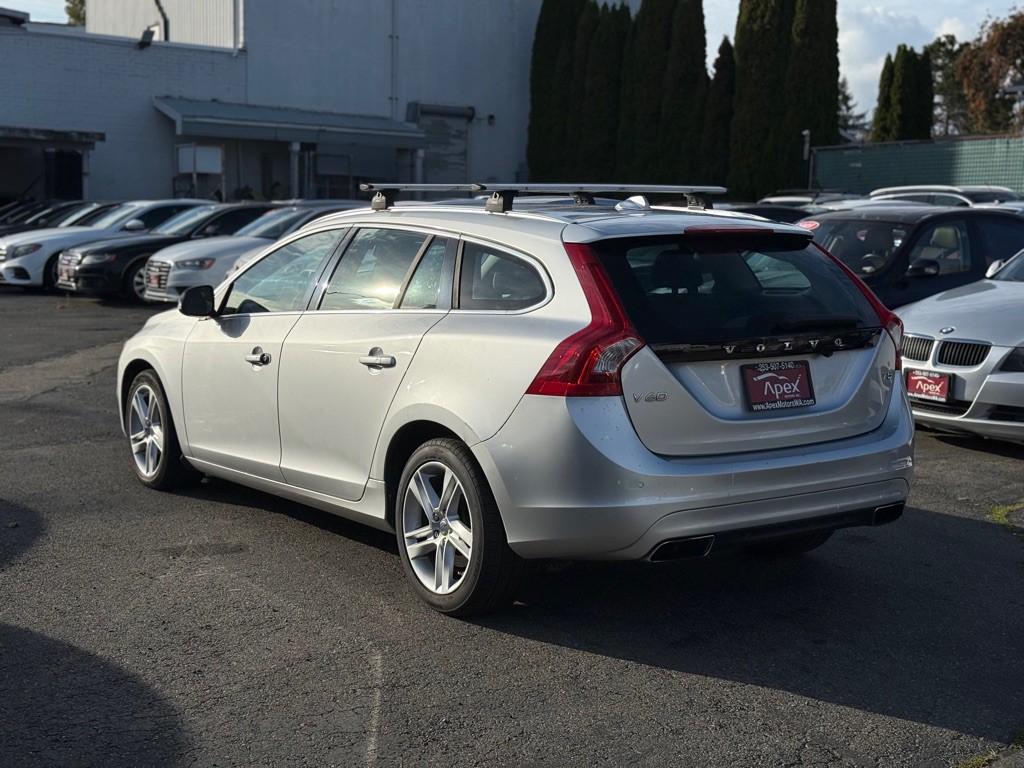 2015 Volvo V60 Image 5