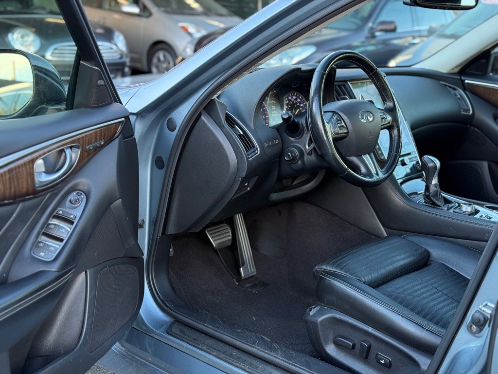 2014 INFINITI Q50 Image 8