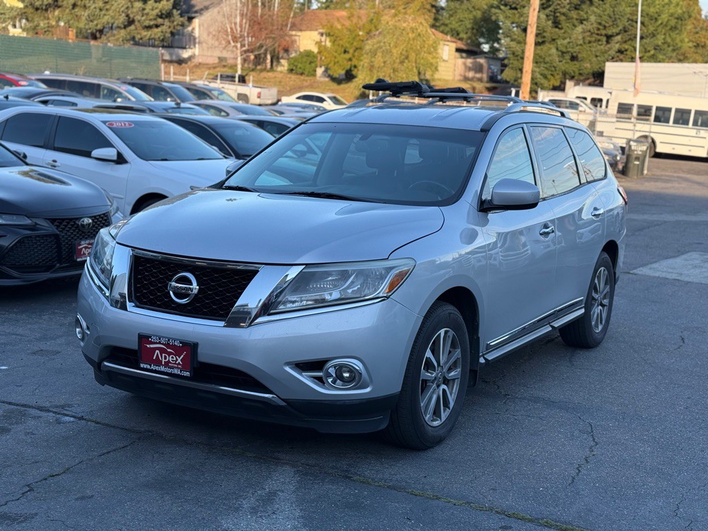 2014 Nissan Pathfinder Image 1