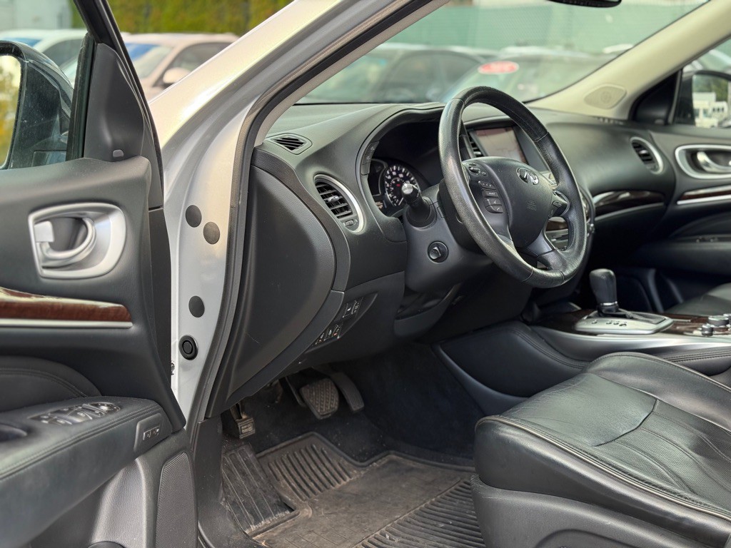 2013 INFINITI JX35 Image 8