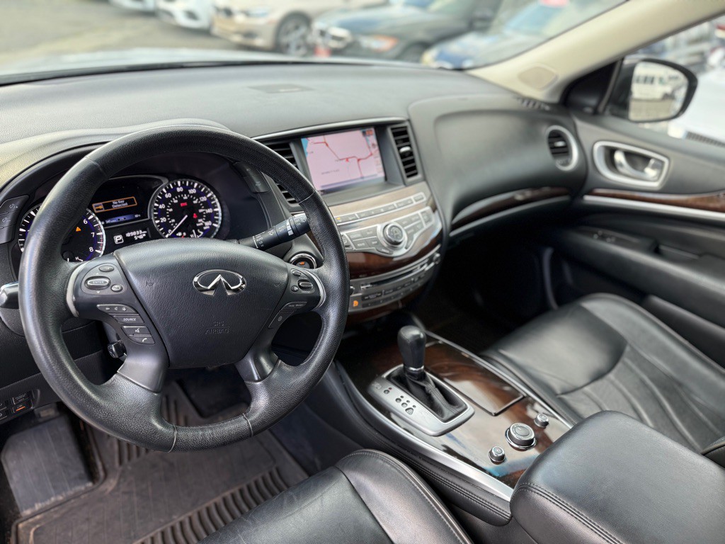 2013 INFINITI JX35 Image 10