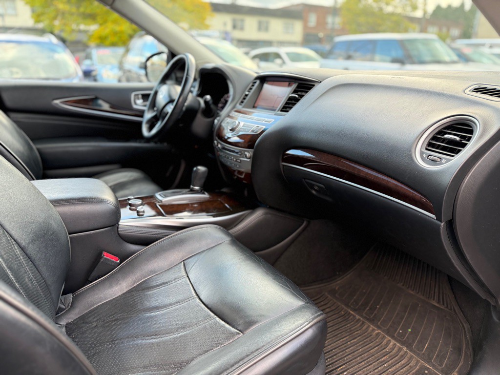 2013 INFINITI JX35 Image 15