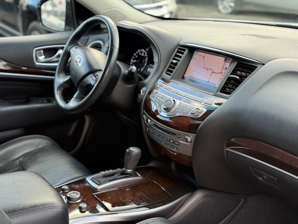 2013 INFINITI JX35 Image 17