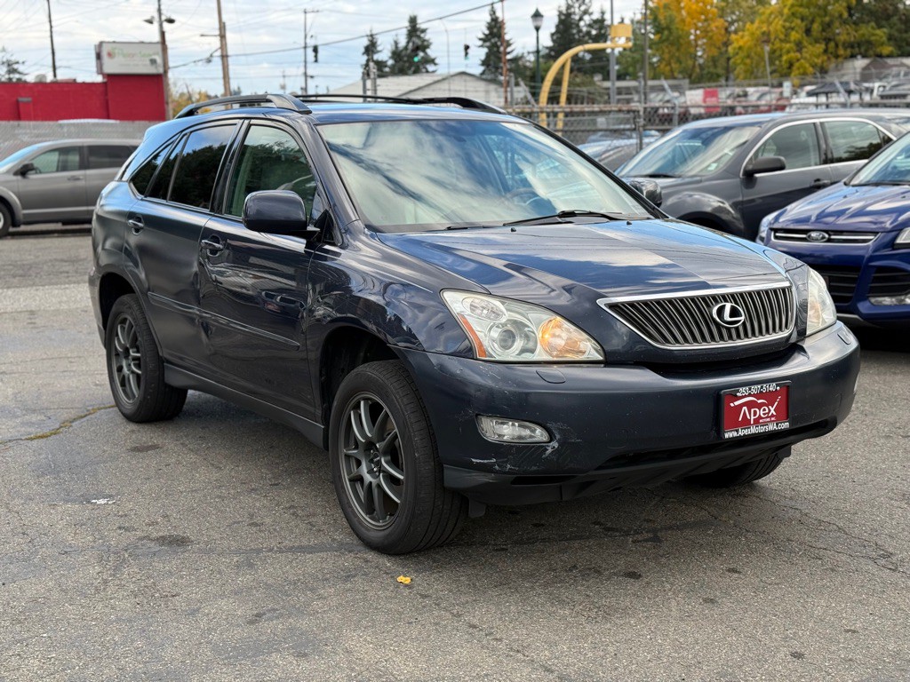 2005 Lexus RX 330 Image 2