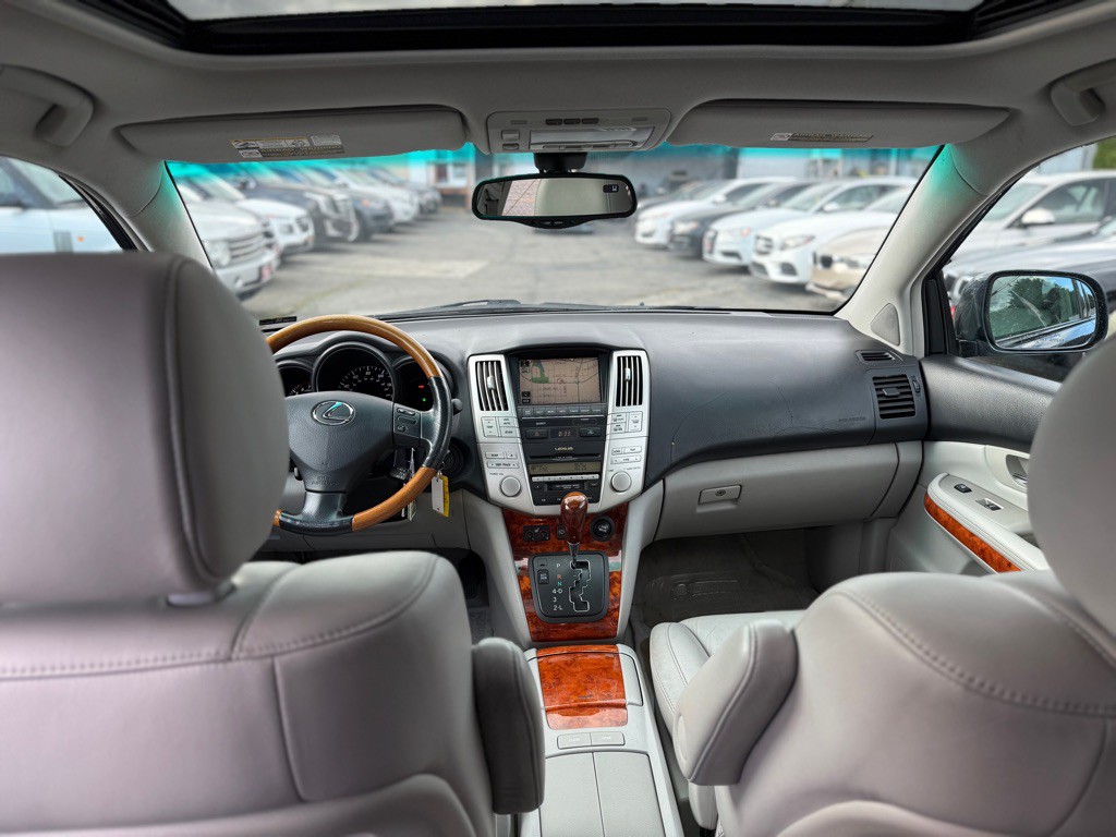 2005 Lexus RX 330 Image 12