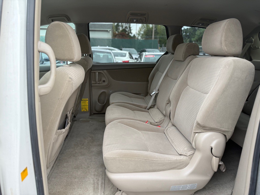 2006 Toyota Sienna Image 11