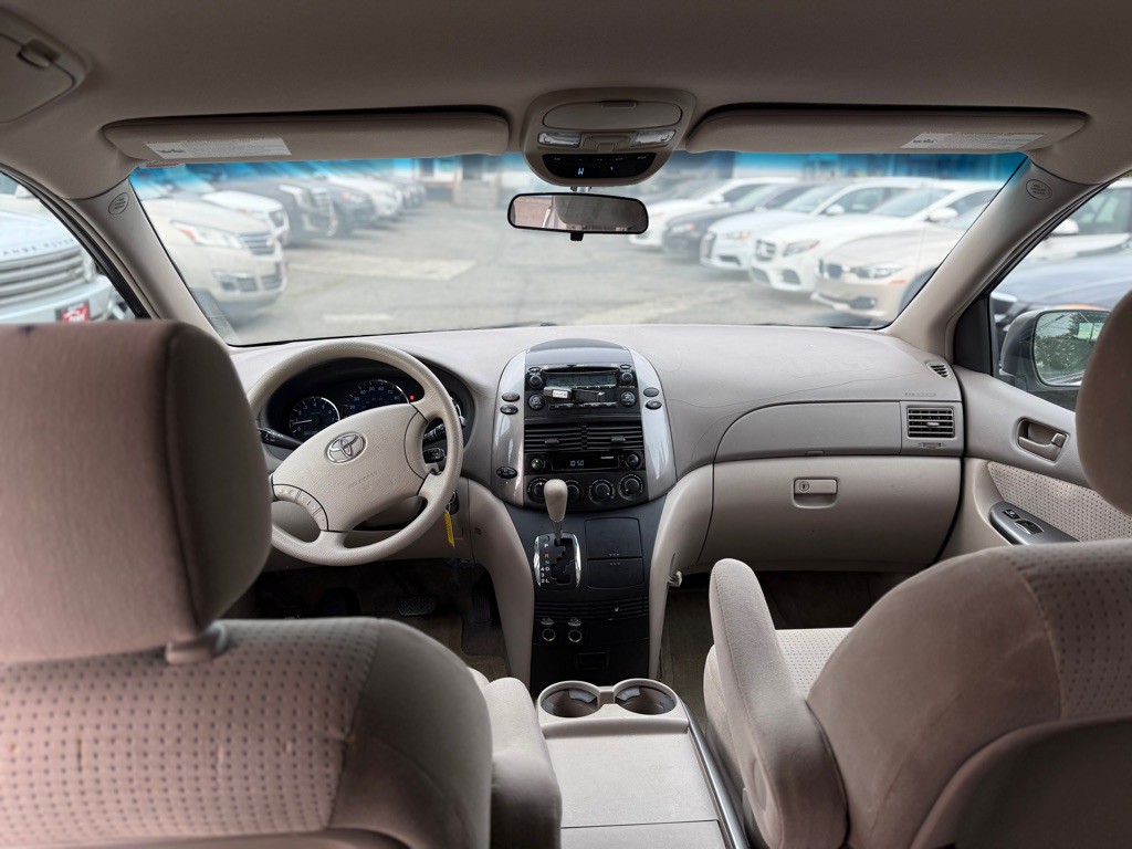 2006 Toyota Sienna Image 13