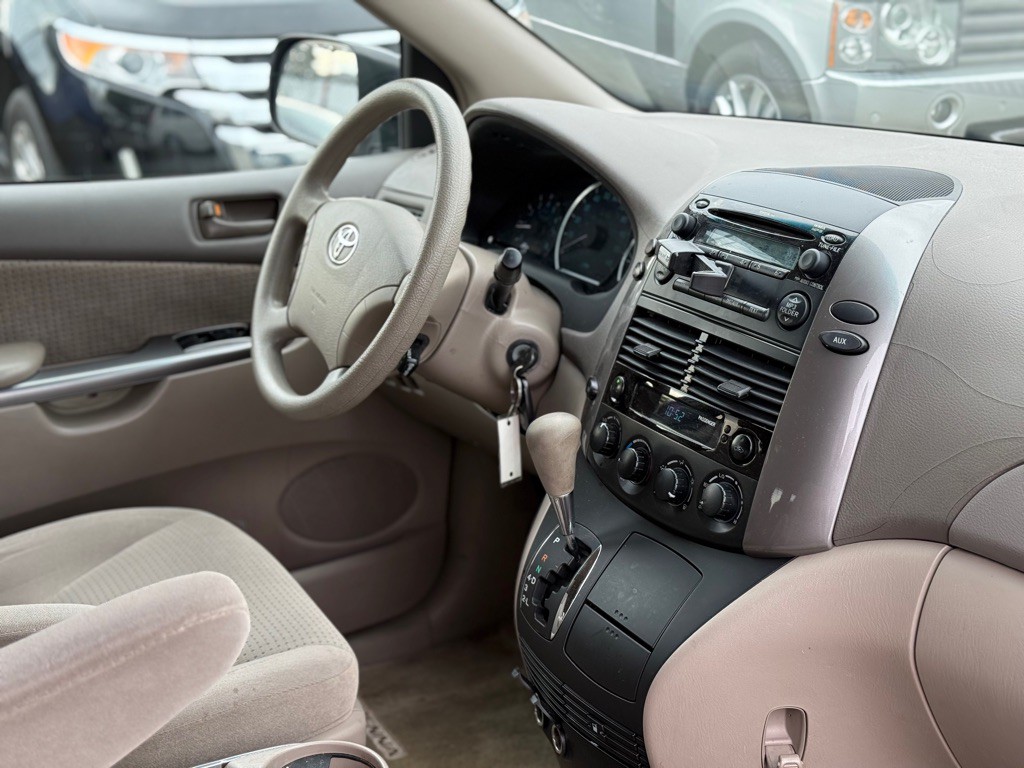 2006 Toyota Sienna Image 18