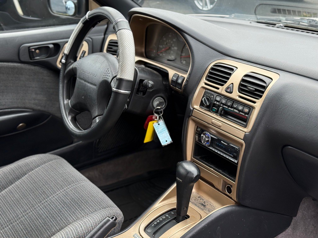 1999 Subaru Legacy Image 16