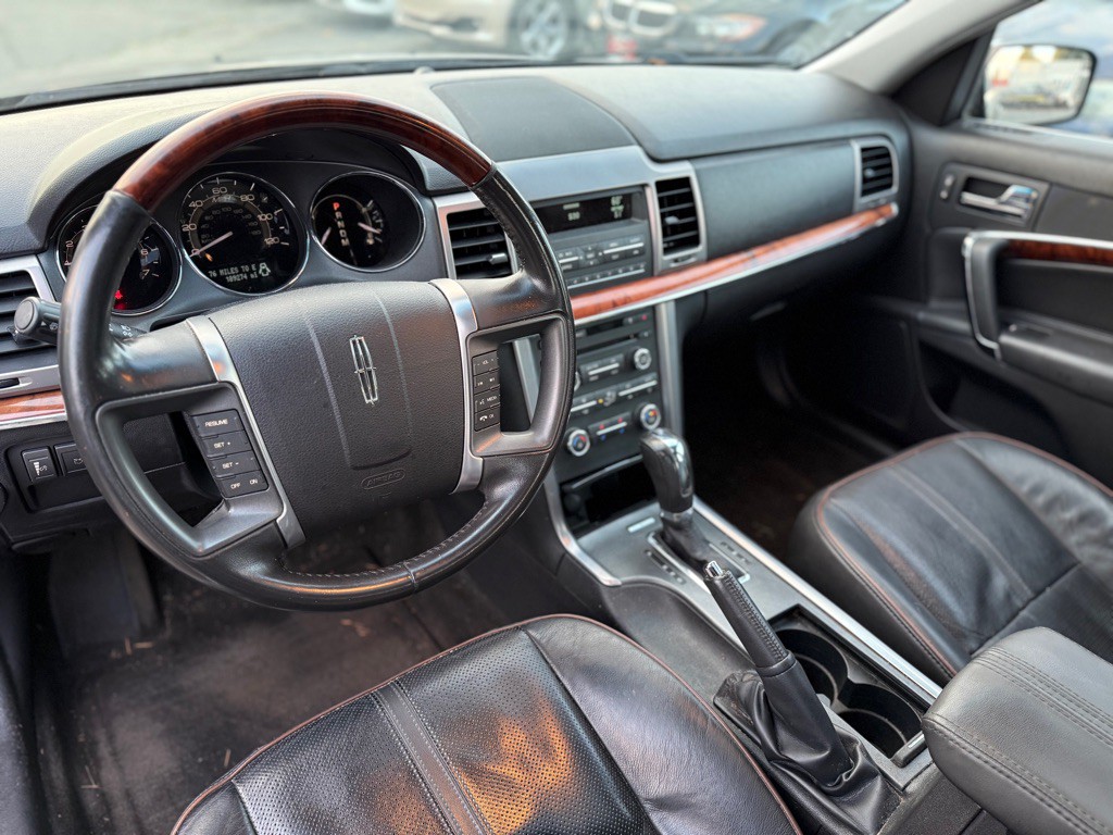 2010 Lincoln MKZ Image 10