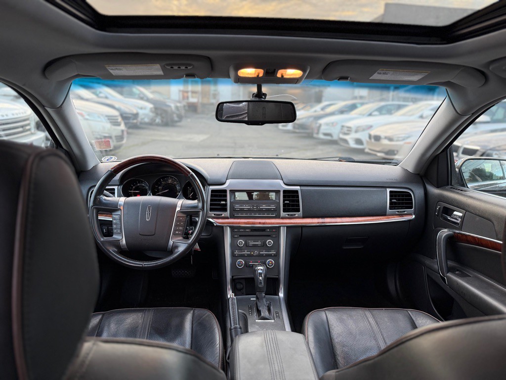 2010 Lincoln MKZ Image 12