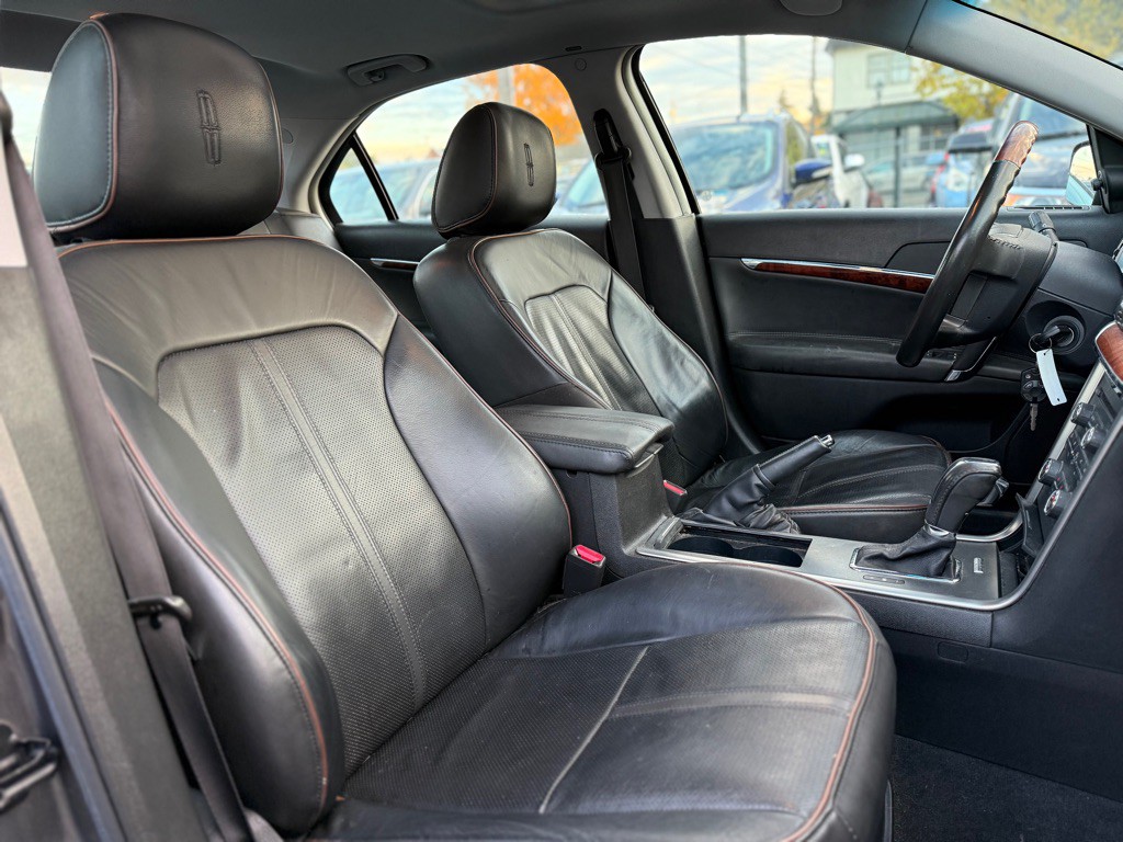 2010 Lincoln MKZ Image 15