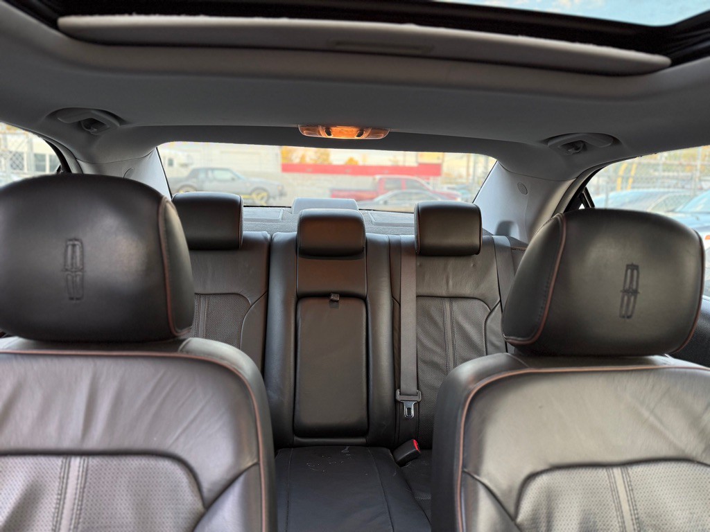 2010 Lincoln MKZ Image 17