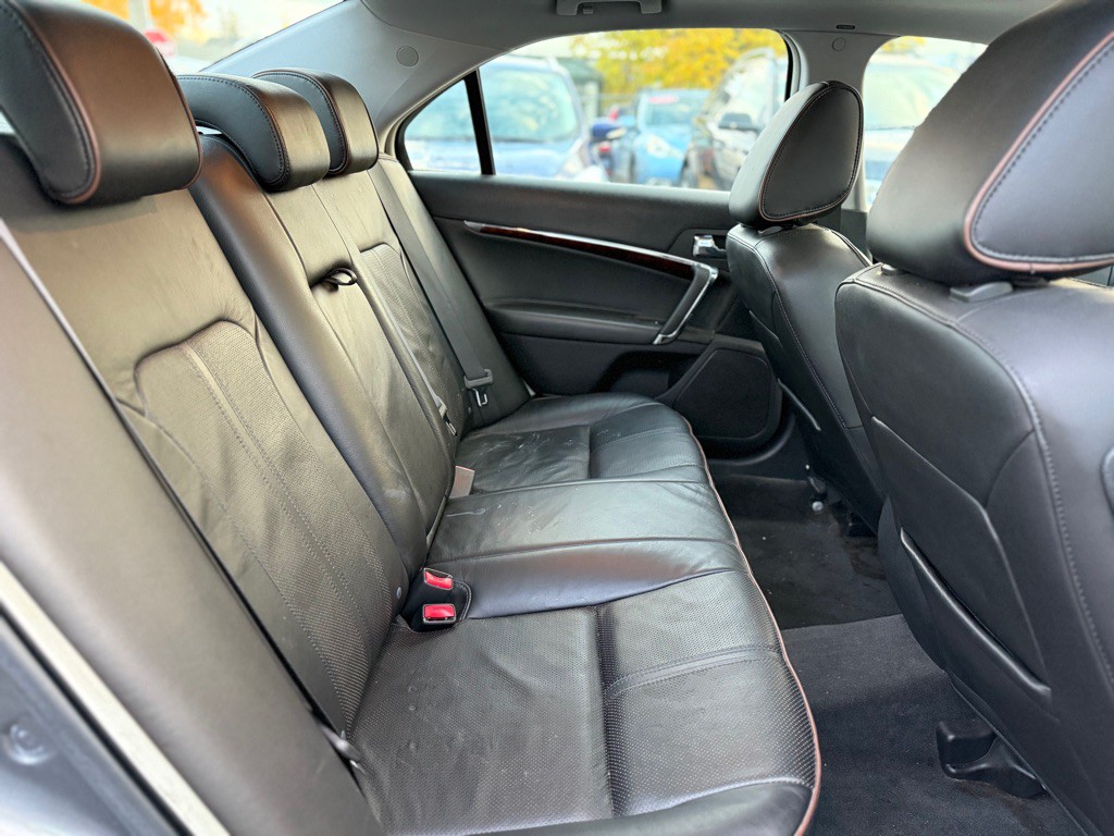 2010 Lincoln MKZ Image 18