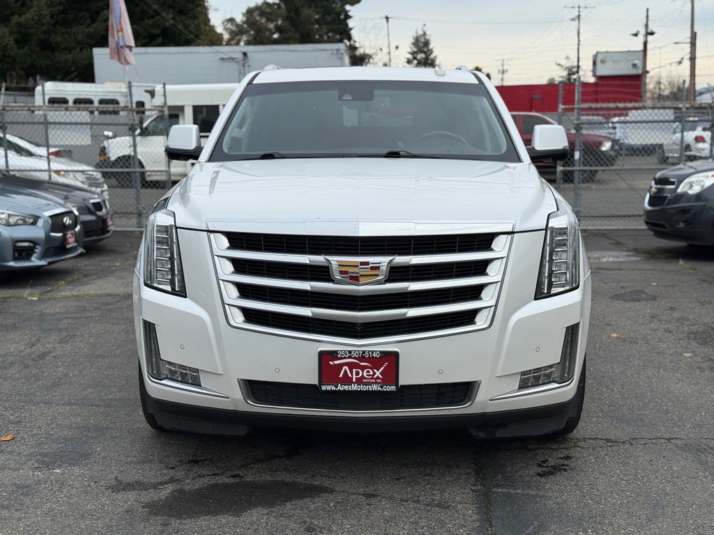 2016 Cadillac Escalade Image 3