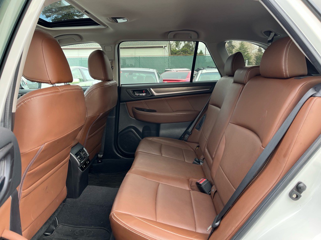 2017 Subaru Outback Image 12