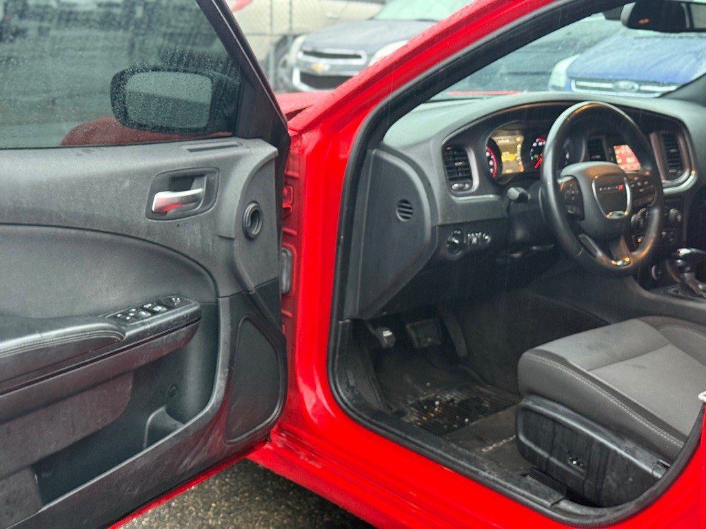 2016 Dodge Charger Image 9