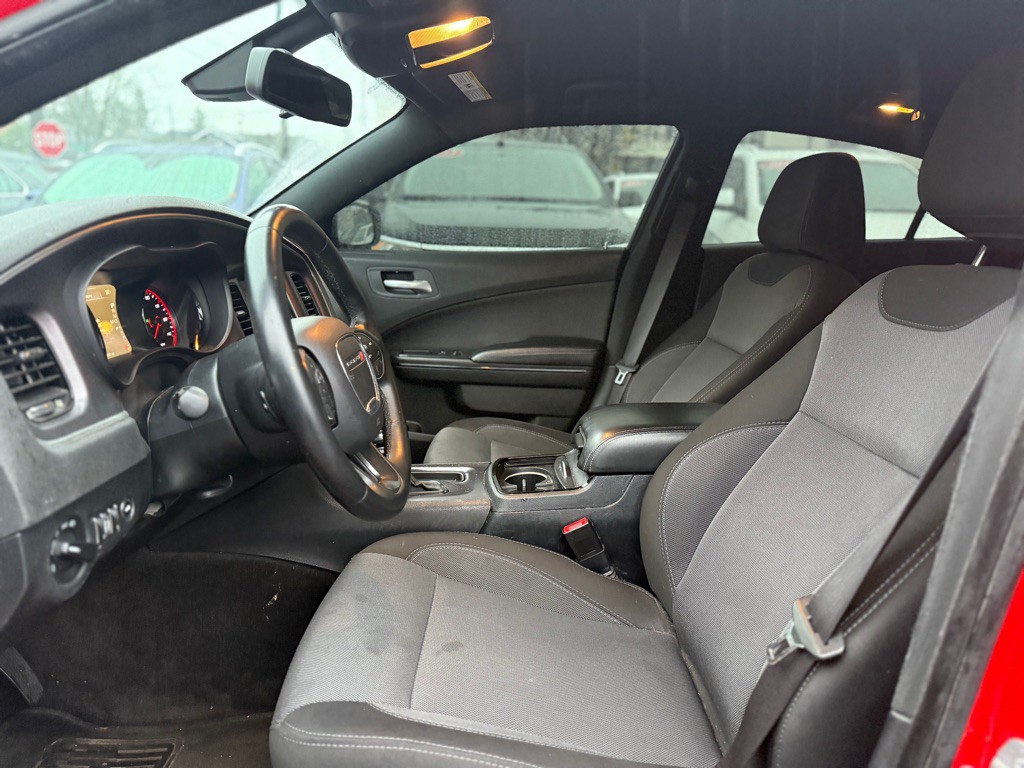 2016 Dodge Charger Image 10