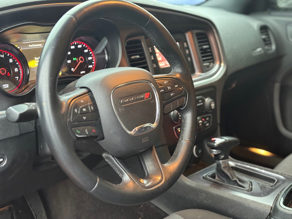 2016 Dodge Charger Image 12