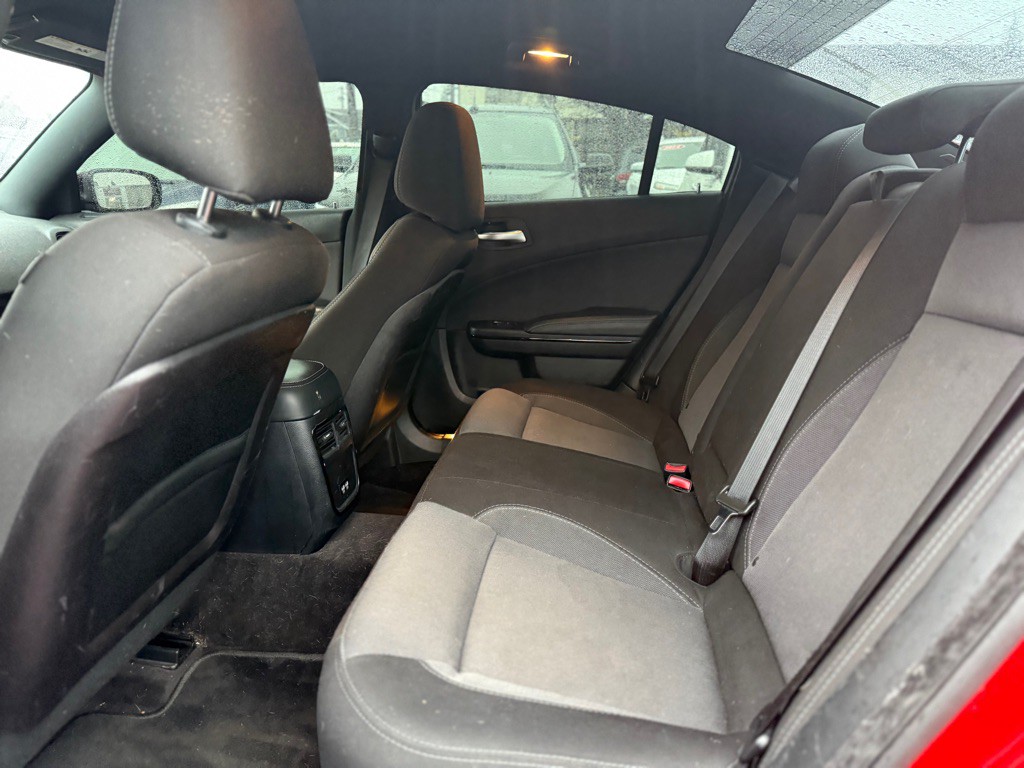 2016 Dodge Charger Image 13