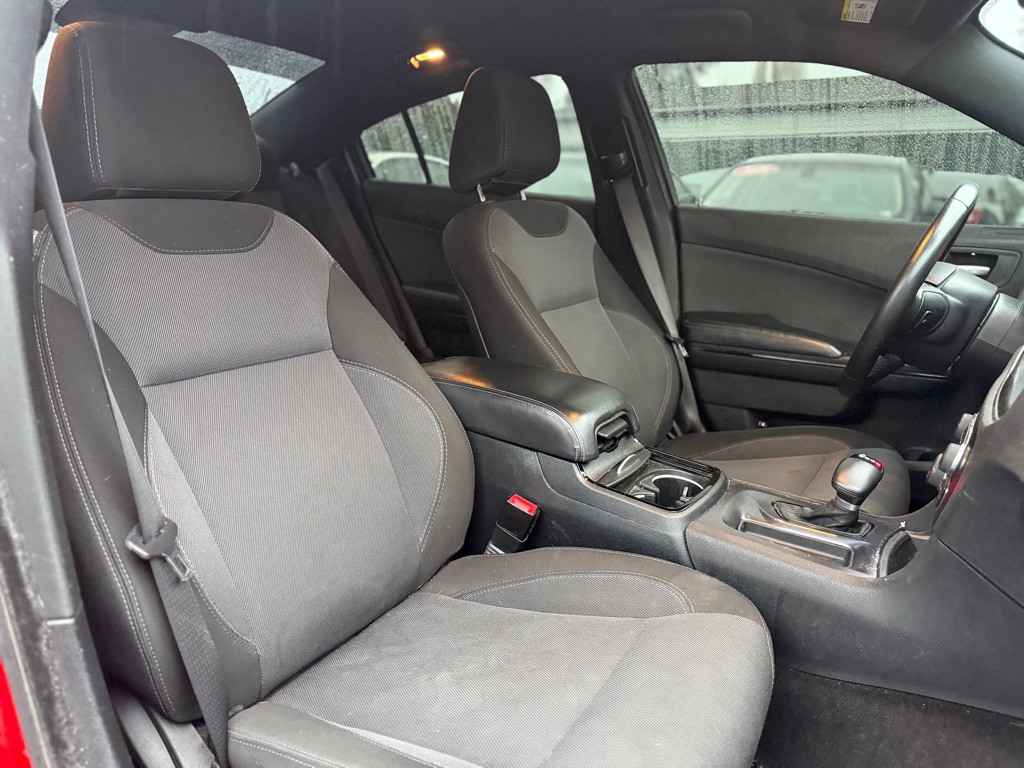 2016 Dodge Charger Image 17