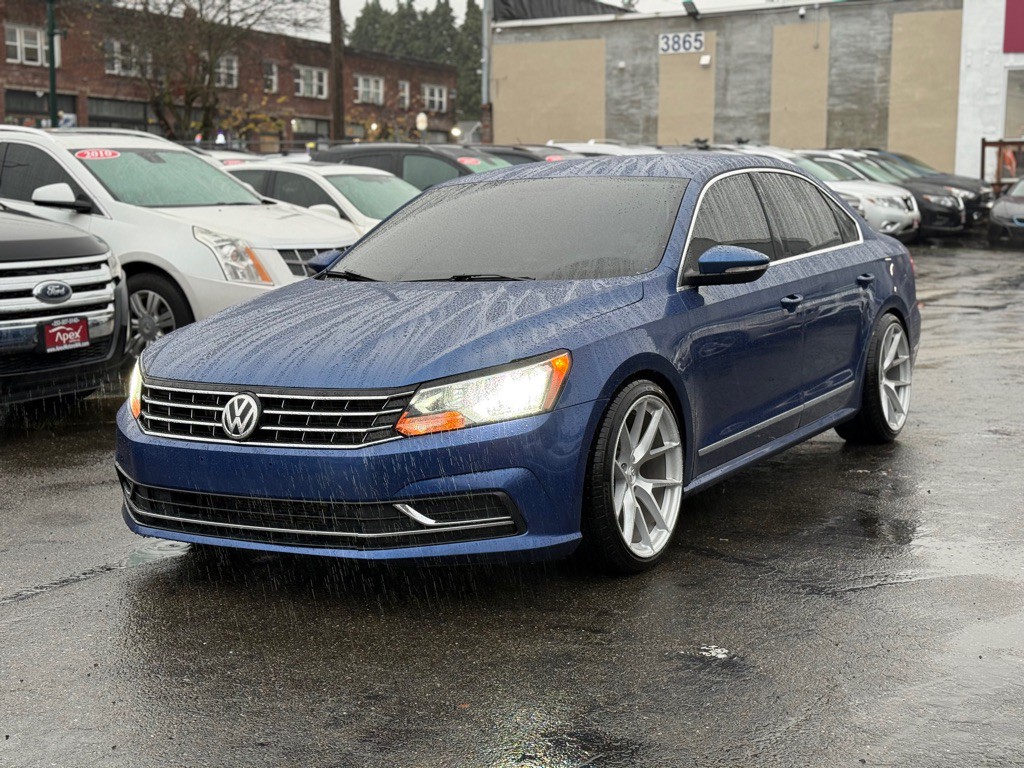 2016 Volkswagen Passat Image 2