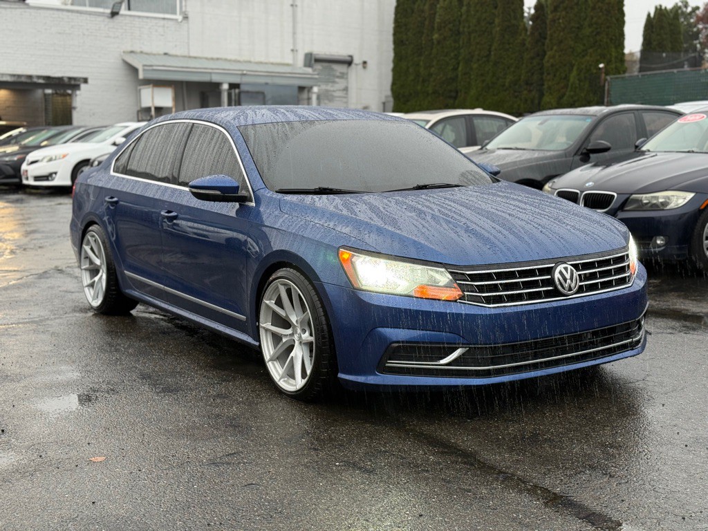 2016 Volkswagen Passat Image 4