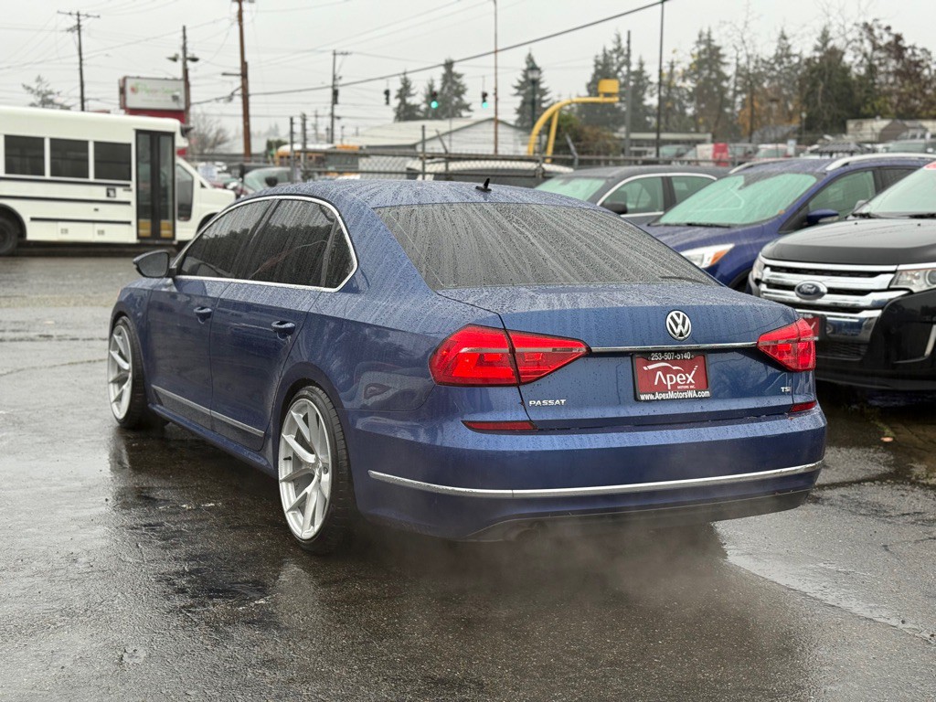 2016 Volkswagen Passat Image 7