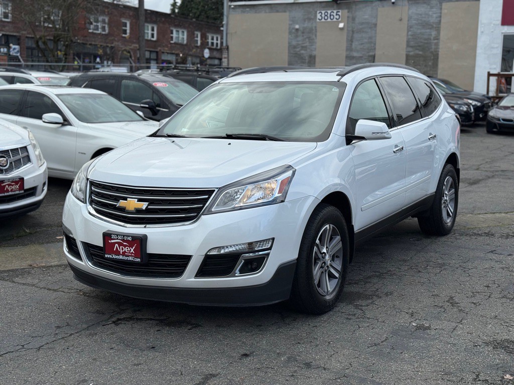 2017 Chevrolet Traverse Image 1
