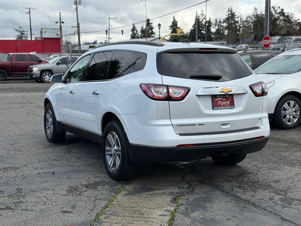 2017 Chevrolet Traverse Image 6