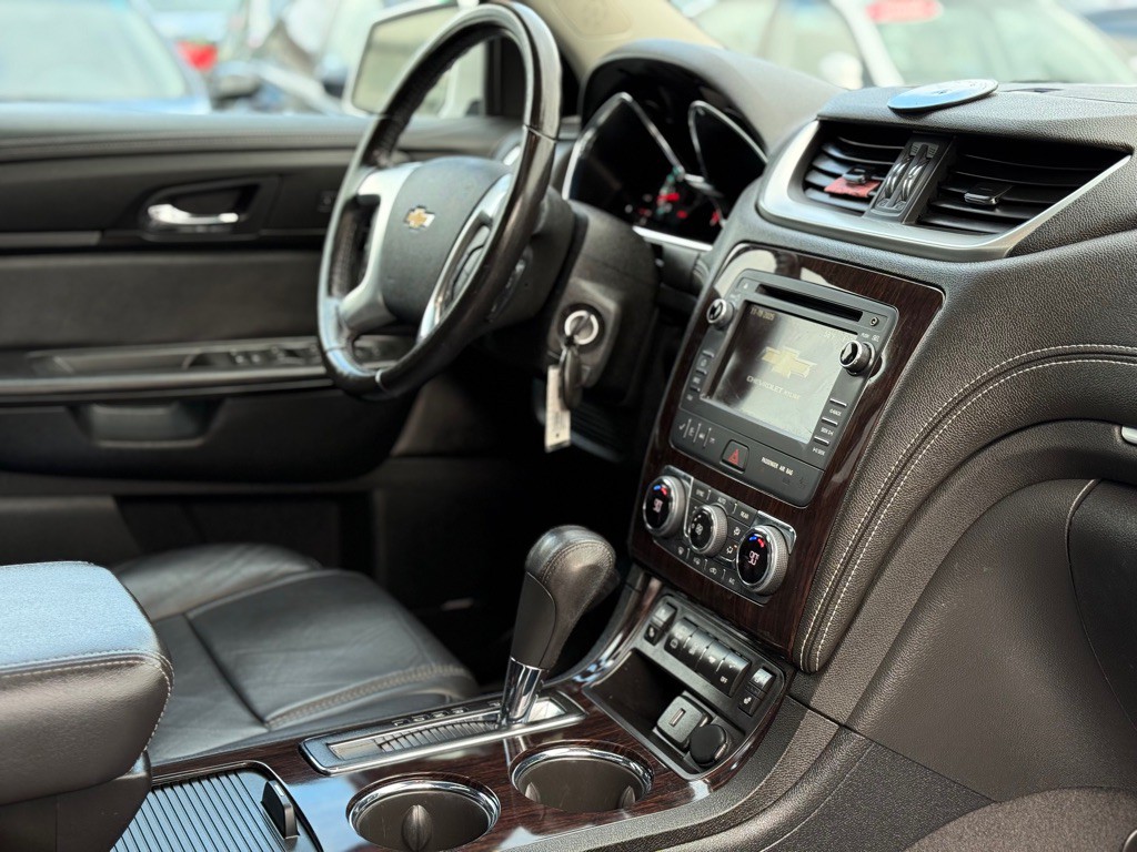 2017 Chevrolet Traverse Image 19