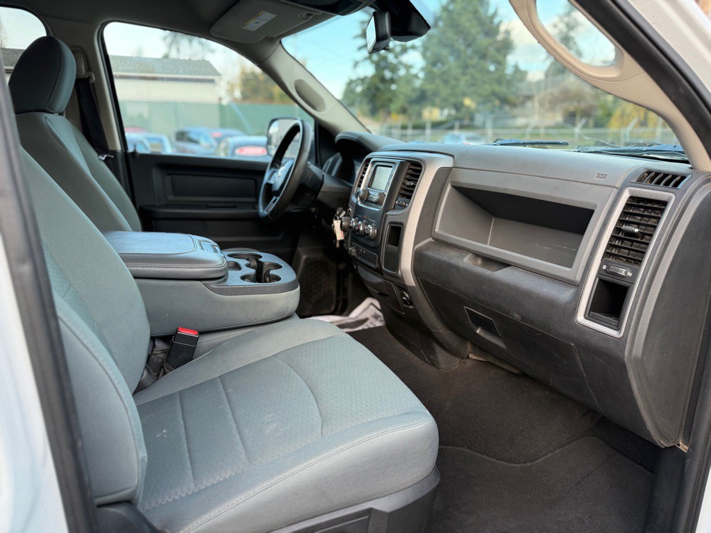 2015 RAM 1500 Image 16